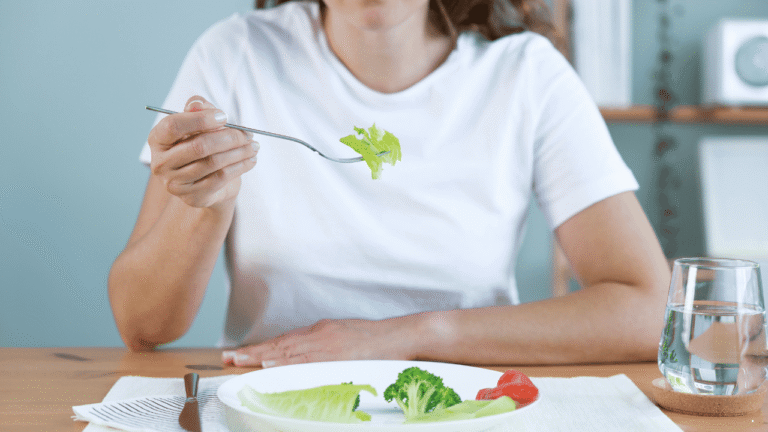 Pola Makan Berperan Penting, Ini Cara Cegah Pegal Lewat Asupan Nutrisi