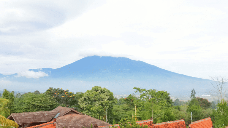 Prakiraan Cuaca Jabar 6 Mei 2026, Pagi hingga Siang Berawan