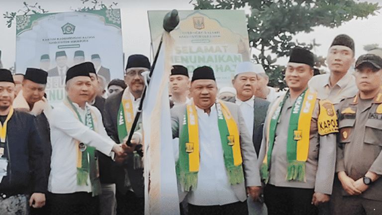 Suasana Haru Iringi Pelepasan Jemaah Haji Sukabumi di Cikembar, Ketua DPRD Titip Pesan Ini