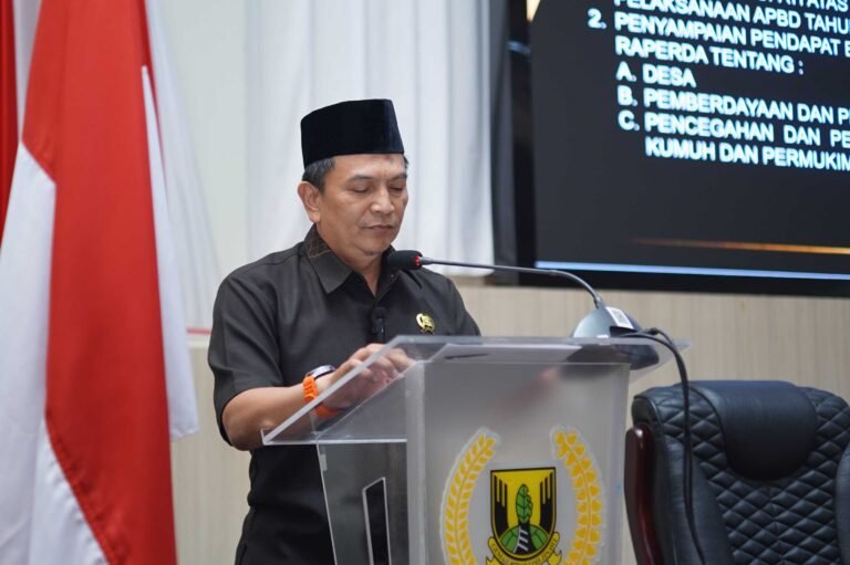 Paripurna DPRD Sukabumi, PKS Soroti soal Piutang Macet dan Tata Kelola PAD