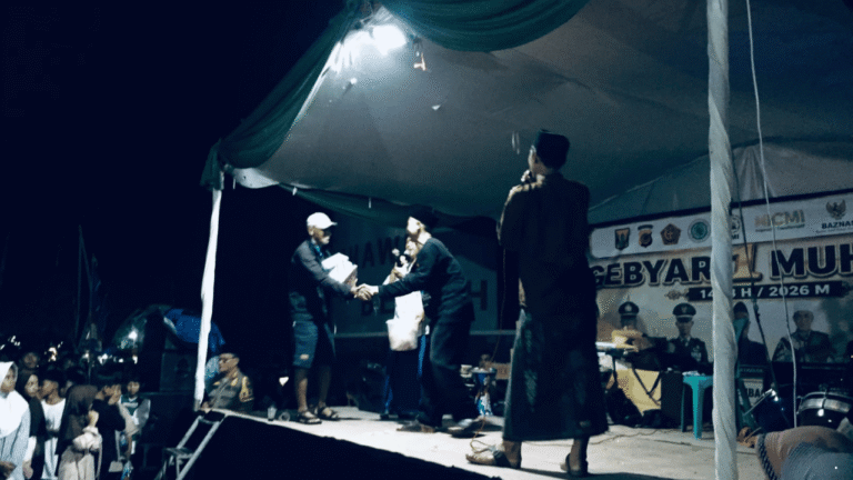 Bukan Sekadar Pawai, Ratusan Doorprize Warnai Perayaan Tahun Baru Islam 1448 H di Cisolok Sukabumi