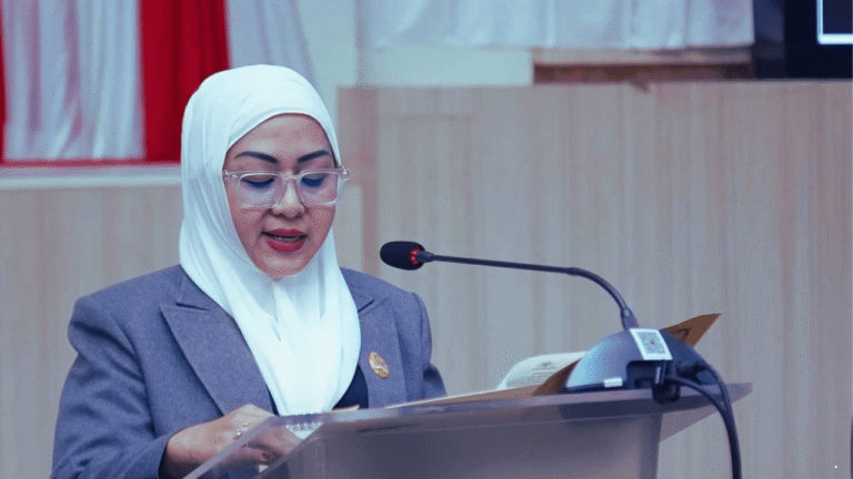 Paripurna DPRD Sukabumi: Golkar Ingatkan Tantangan Lapangan dalam Pembahasan Tiga Raperda