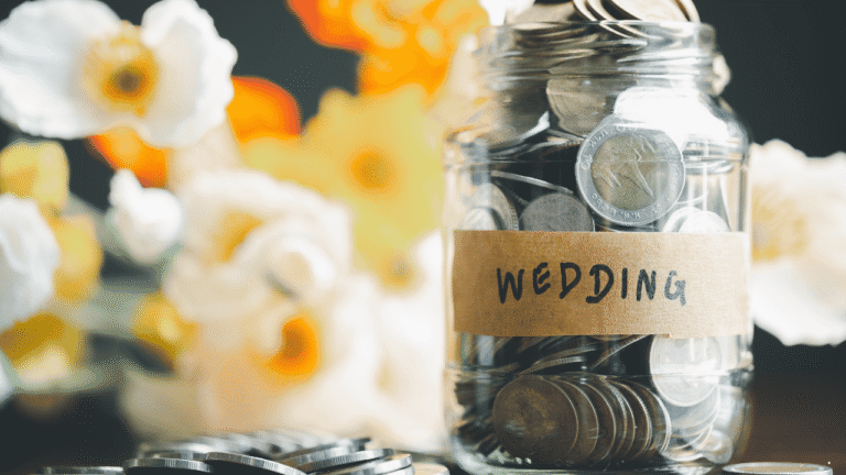 Gaji Pas-pasan Tetap Bisa Nabung untuk Nikah, Ini Strateginya