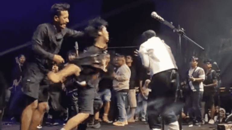 Panitia Ungkap Kronologi Penonton Nyaris Peluk Tantri Kotak saat Manggung di Sukabumi