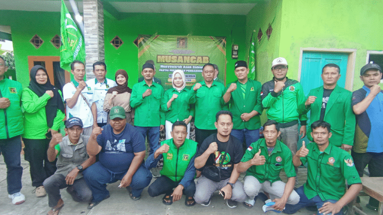 Ujang Sofyan Pimpin PAC PPP Cikembar Sukabumi, Targetkan 6.000 Suara pada Pemilu 2029