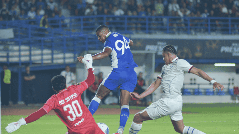Uilliam Barros Jadi Pahlawan, Persib Amankan Tiga Poin dari Arema FC di Piala Presiden 2026