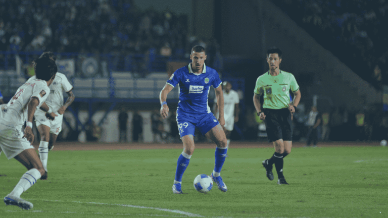 Persib Incar Kemenangan atas DPMM FC untuk Pastikan Lolos ke Semifinal Piala Presiden 2026