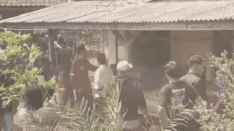 Video Rumah Guru Ngaji di Simpenan Sukabumi Dikepung Warga Viral, Polisi Selidiki Dugaan Pencabulan Anak
