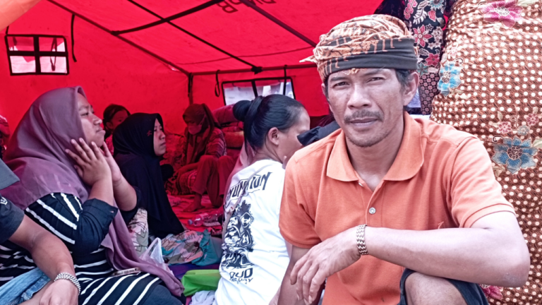 Rumah dan Galeri Hangus Terbakar, Perajin Gelang Simpay di Ciptamulya Sukabumi Kehilangan Mata Pencaharian