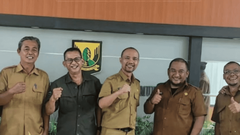 Disperkim Sukabumi Sampaikan Terima Kasih kepada Pegawai yang Memasuki Masa Purna Bakti