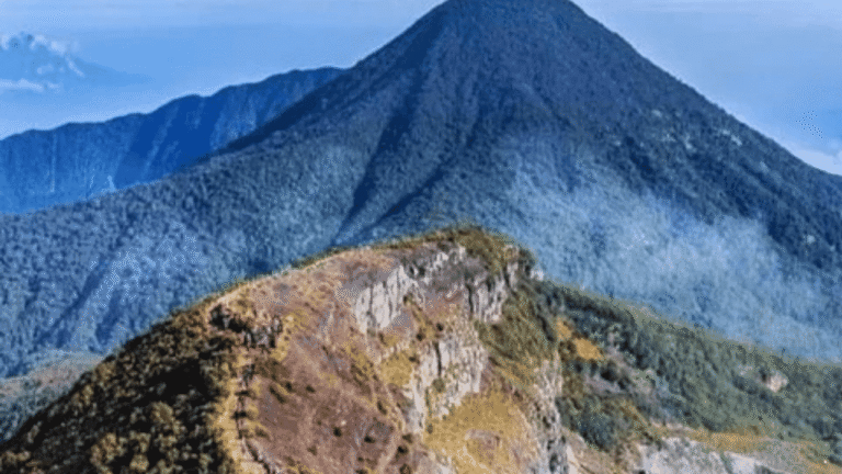 Pendakian Gunung Gede Pangrango Masih Ditutup, BBTNGGP Perpanjang hingga 18 Agustus 2026