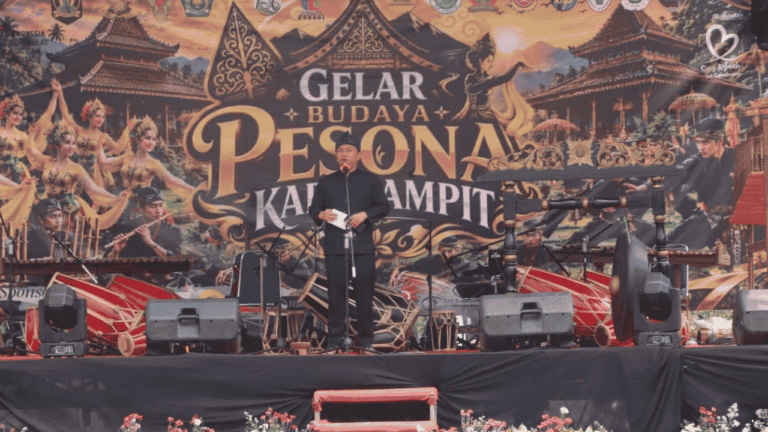 Gelar Budaya Pesona Kadudampit Dibuka, Wabup Sukabumi Ajak Warga Biasakan Hidup Bersih