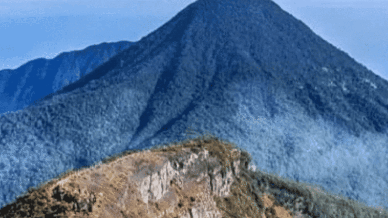 Pendakian Gunung Gede Pangrango Masih Ditutup, BBTNGGP Perpanjang hingga 31 Agustus 2026