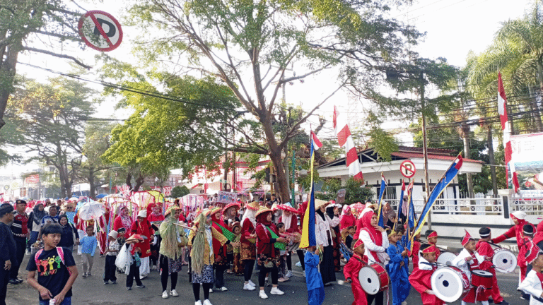 3 Tahun Vakum, 10 Ribu Peserta Tumpah Ruah ke Jalan saat Karnaval Kemerdekaan di Palabuhanratu Sukabumi