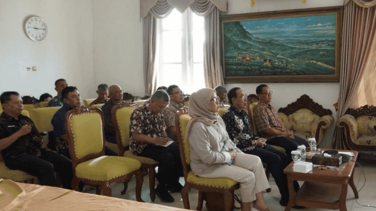Perkuat Koordinasi, Pemkab Sukabumi Percepat Verval Pembangunan Gerai KDKMP