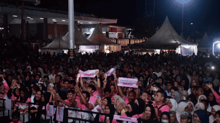 Gebyar HJKS ke-156 di Palabuhanratu Diserbu Ribuan Warga, Ada Tasya DA7