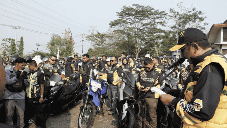Susuri Wilayah Selatan, Bupati Sukabumi Pimpin Touring “Ngalongok Dulur di Lembur”