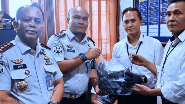 Dua Modus Penyelundupan Terbongkar, 12,83 Gram Sabu Gagal Masuk Lapas Sukabumi